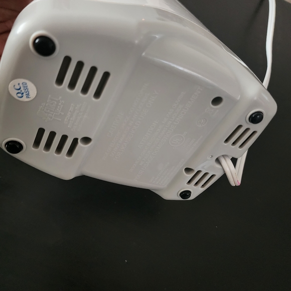 The First Years bottle warmer & sanitizer - Picture 4 of 9